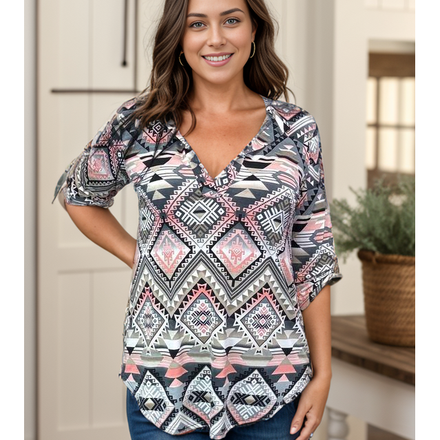 Chic Quetzal 3/4 Sleeve Top