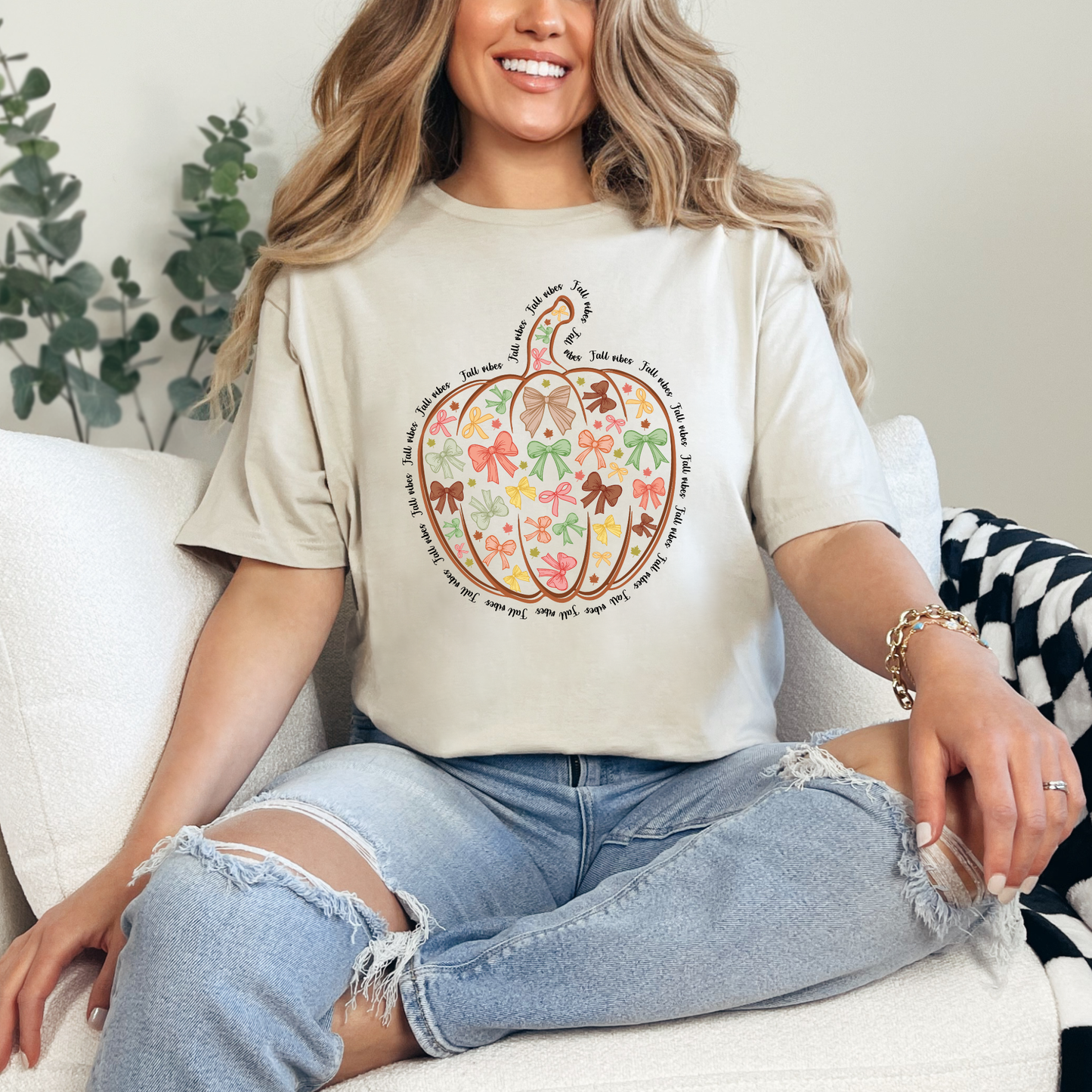 Bow Pumpkin Graphic Tee