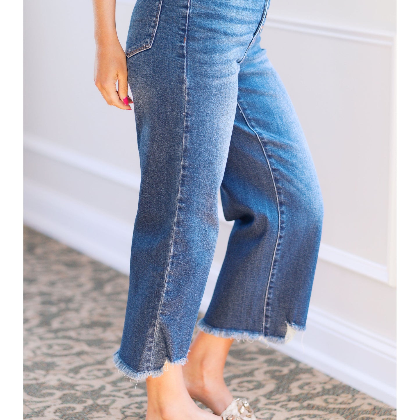 Weekend Stroll Judy Blue Crops