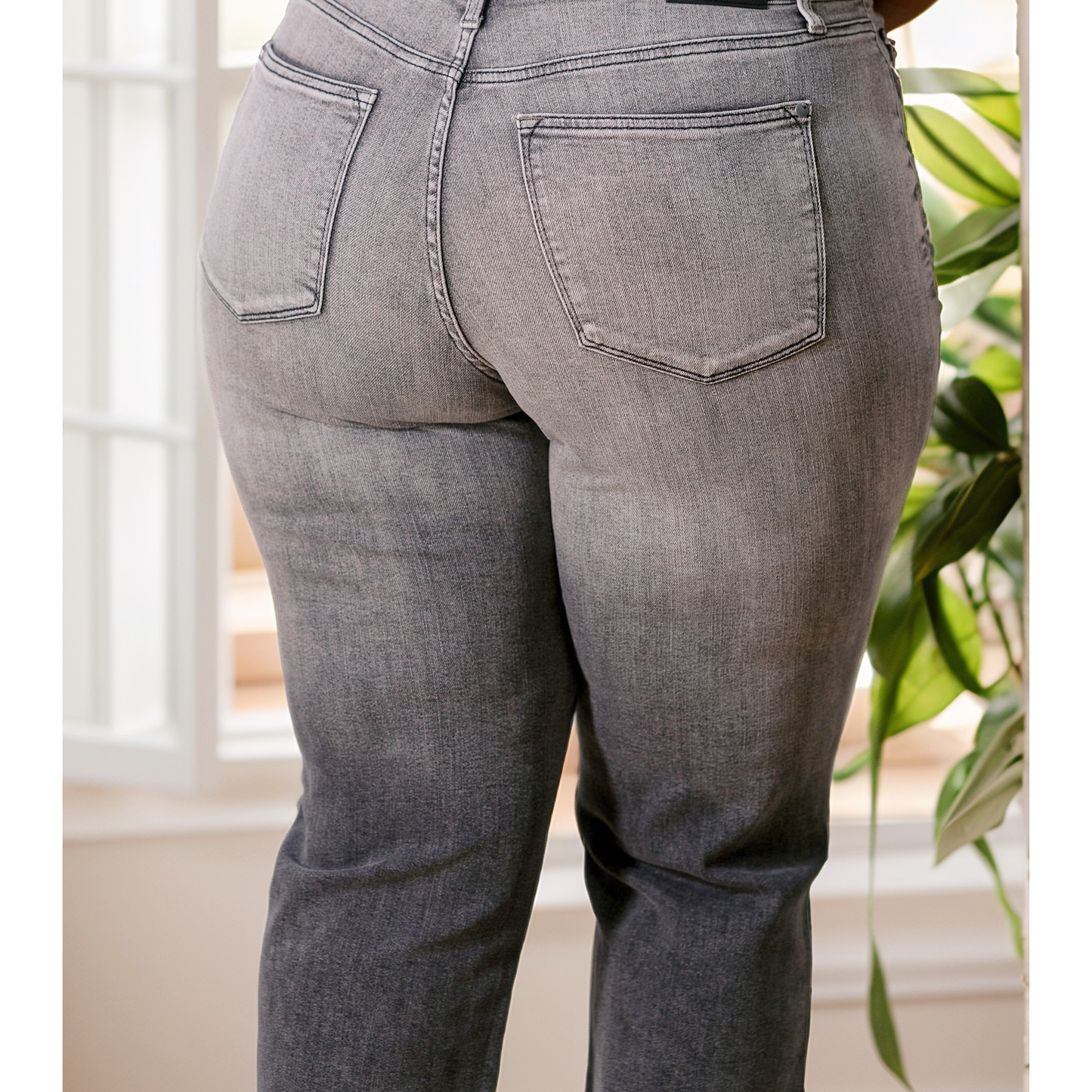 Smokeshow Strolls Judy Blues